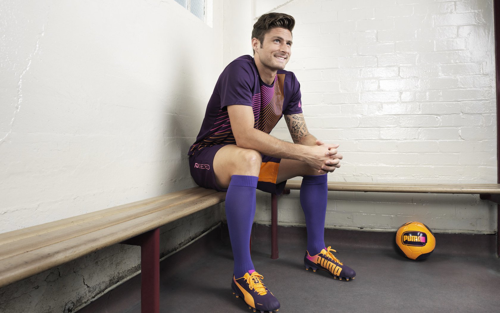 中乙球队关注度提高赞助商数量逐年递增，中乙球衣赞助商