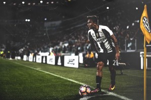 开云·体育官网APP下载-曼城像在演练训练课，对手根本摸不到球，曼城的打法