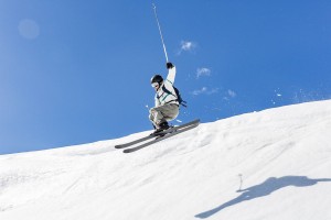 开云网页-大合同悬了！篮网托马斯腿筋再次受伤上赛季曾因此只打25场比赛，篮网新秀托马斯个人资料