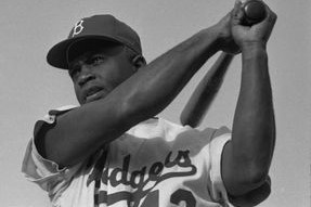 开云体育官网登入-季后赛“爆冷门”回忆集锦，震撼全场！